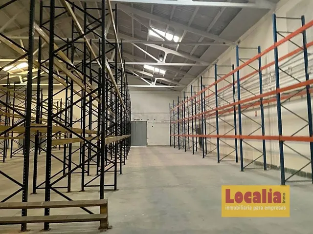 Nave Logística y Distribución en Cantabria