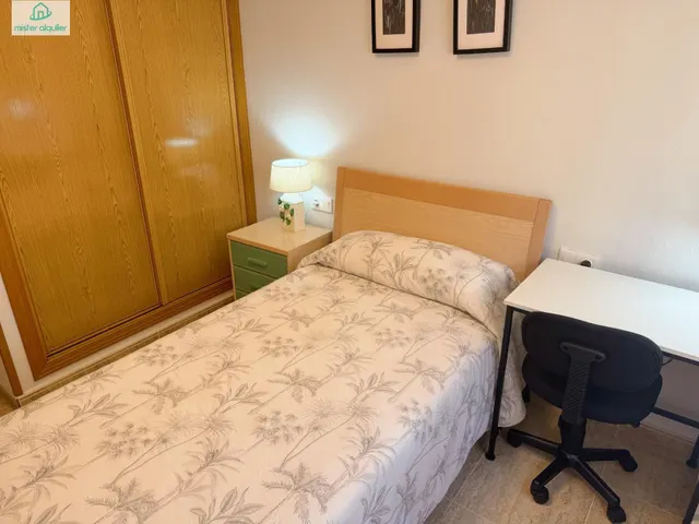 ALQUILER DE HABITACIÓN PARA ESTUDIANTE, IDEAL PARA UNIVERSITARIO DE MEDICINA Y CIENCIAS DE LA SALUD — 44