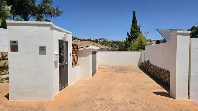 Chalet 4 habitaciones 310m² en venta - Riviera del sol - foto 4