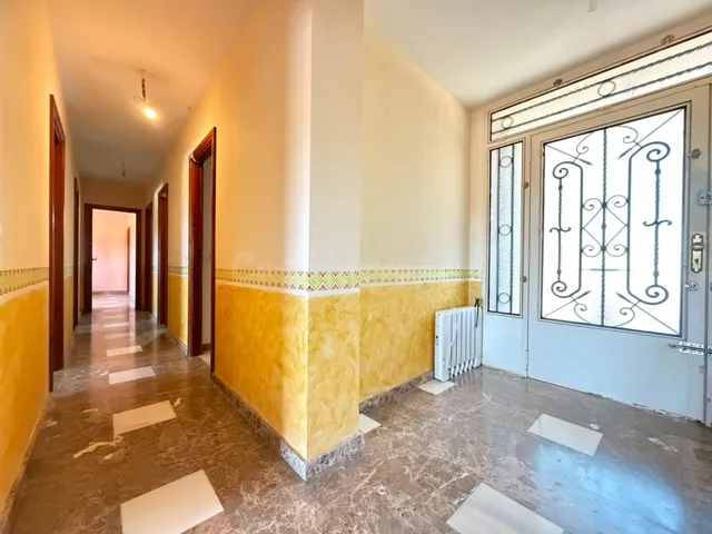 Espectacular chalet independiente con 7 dormitorios, piscina y 1.520 m2 de parcela en Río Park — 48
