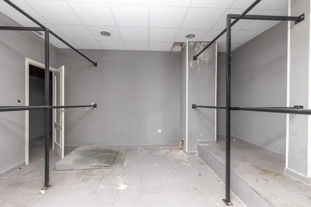Local comercial 110m² en venta - Villarejo — 12
