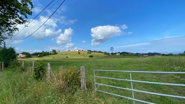 SE VENDE PARCELA EN LA REVILLA (SAN VICENTE DE LA BARQUERA) — 2