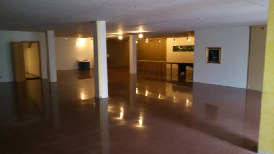3ª PLANTA EN VENTA O ALQUILER LOCAL DE 312 m2, DIÁFANA EN MONISTROL DE MONTSERRAT. BAGES.