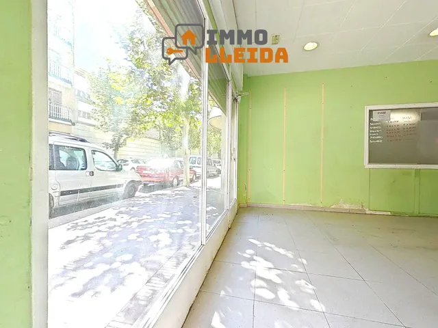 OPORTUNIDAD Local céntrico en Balaguer — 19