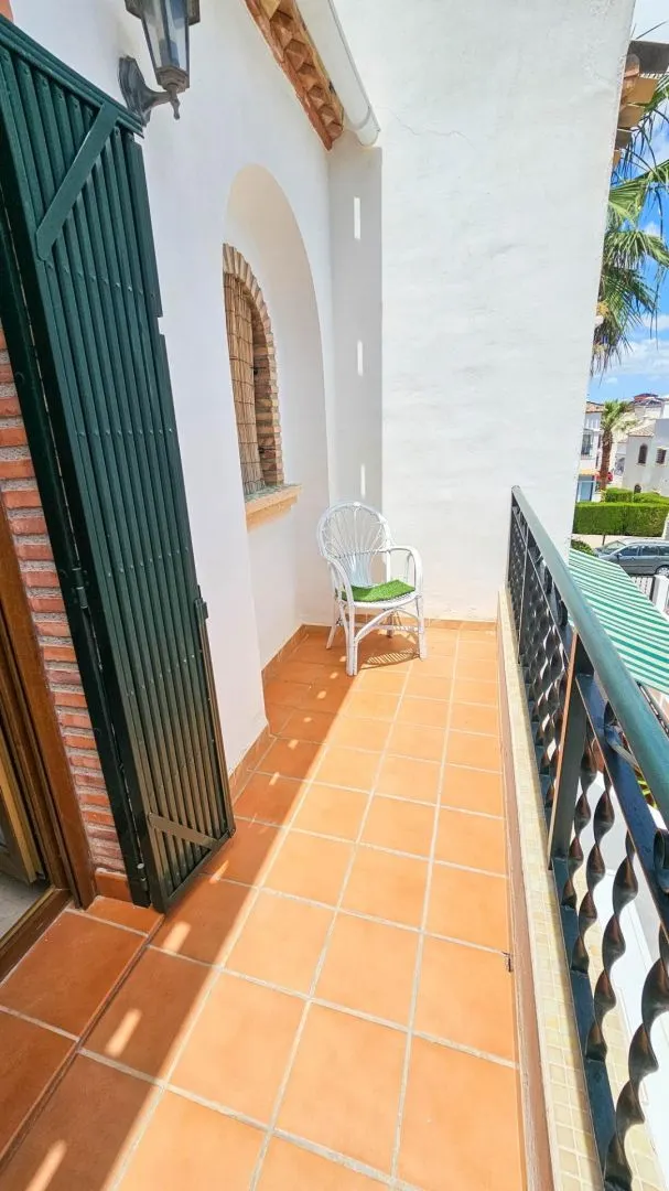 Casa 2 habitaciones 97m² en venta - PAU 8 — 11