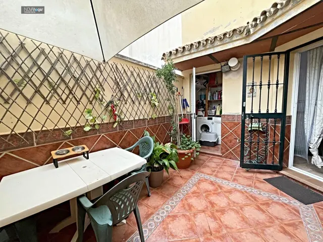 ADOSADO EN ESTACIÓN DE CÁRTAMA — 9