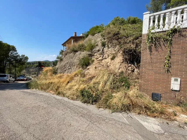 Terreno a la venta en Abrera zona Can Villalba - Barcelona de 532 m2 superficie parcela. — 18