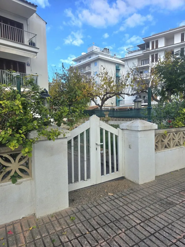 SE ALQUILA CON OPCION A COMPRA DUPLEX A 50 MTS DE LA PLAYA — 4