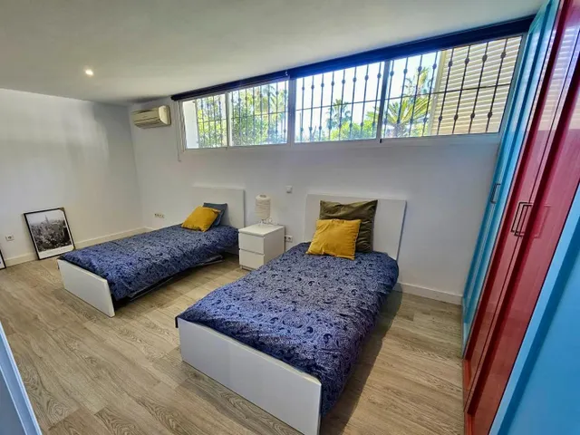 Chalet Independiente de Lujo en Benalmádena – Privacidad, Naturaleza y Vistas al Mar — 48