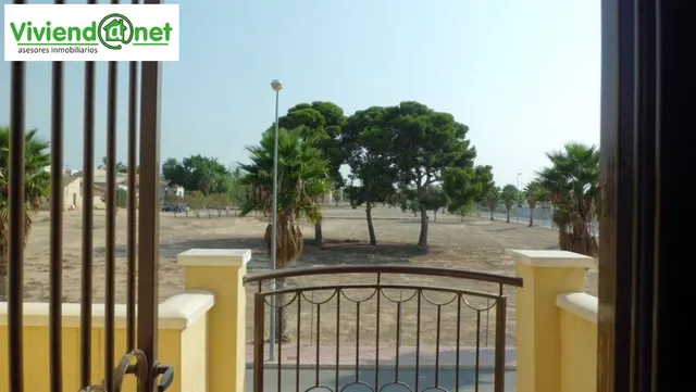 PRECIOSO DUPLEX EN URBANIZAC.CON PISCINAS Y JARDINES — 12