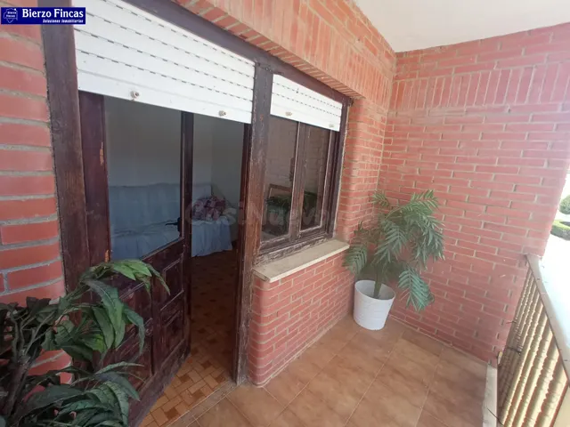 SE VENDE CASA EN MIÑAMBRES DE LA VALDUERNA - foto 4