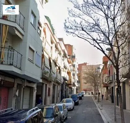 Venta de Local Comercial en Santa Coloma de Gramanet - Barce
