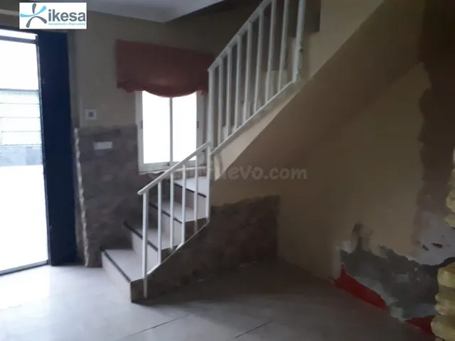 CASA EN LA VICTORIA!! CENTRICA. PROXIMA AL AYUNTAMIENTO. - foto 2