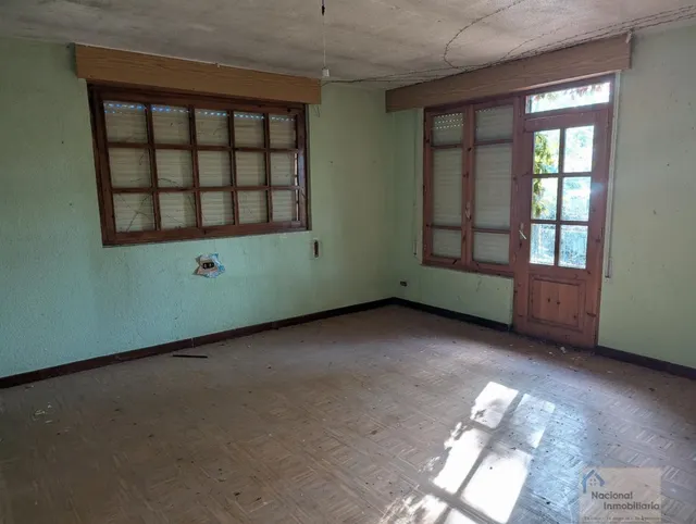 Casa-Chalet en Venta en Valverde De La Virgen León — 22