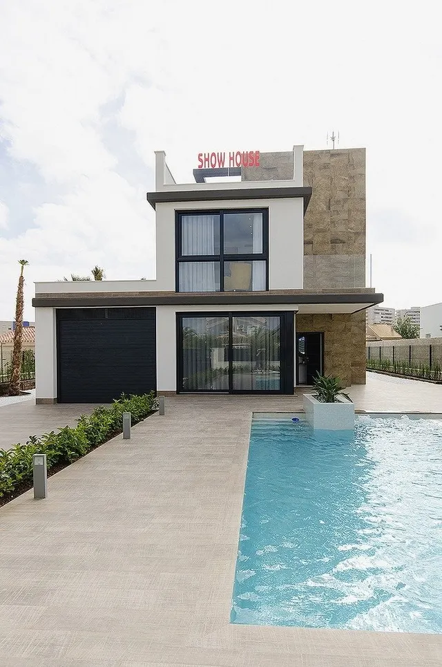 ¡LLAVE EN MANO! PRECIOSA VILLA DE OBRA NUEVA EN PLAYA HONDA(LA MANGA). — 21