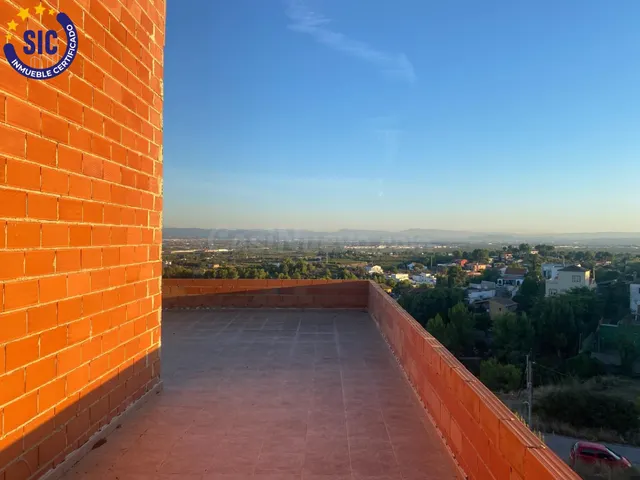 Chalet en venta en construcción situado en Urbanización Los Lagos de Alginet — 4
