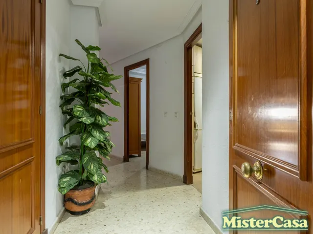 EXCLUSIVA Piso de 2 dormitorios con terraza y ascensor en Las Delicias - Listo para entrar — 19