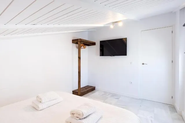 Amplio adosado 4 dorm .ideal familias,cerca colegios y playa.Torrequebrada — 35