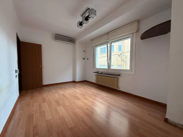 Roses I Piso céntrico con espectacular garaje de 65 m2 y terraza privada con barbacoa — 15