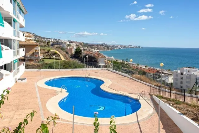 ALQUILER ESTUDIO FUENGIROLA — 12