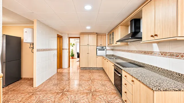 UNA CASA PARA VIVIRLA, DISFRUTARLA Y HACERLA TUYA EN BENIMODO — 23