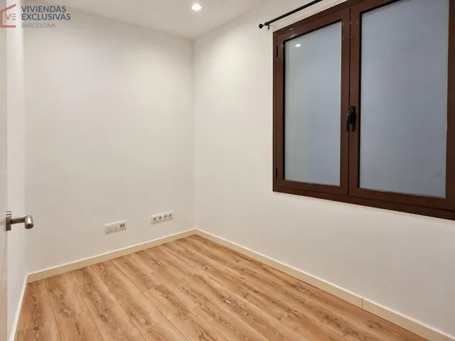 Espacio de oficinas con 110m2 en Zona Centro - Eixample-  Gran Via CC — 10