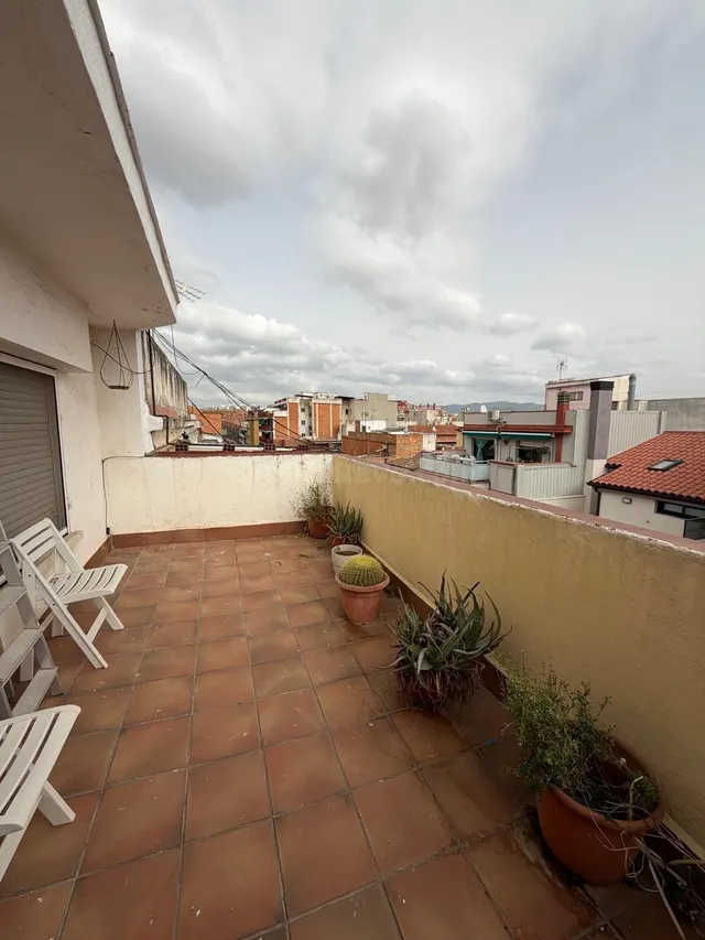ATICO CON TERRAZA EN BARRIO MARIANAO EN SANT BOI DE LLOBREGA