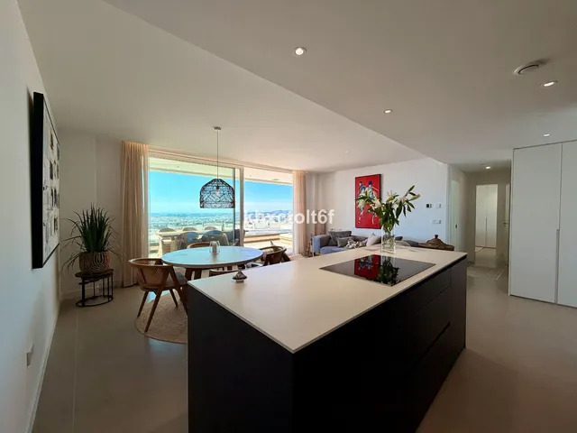 Ático 2 habitaciones 105m² en venta - Centro — 24