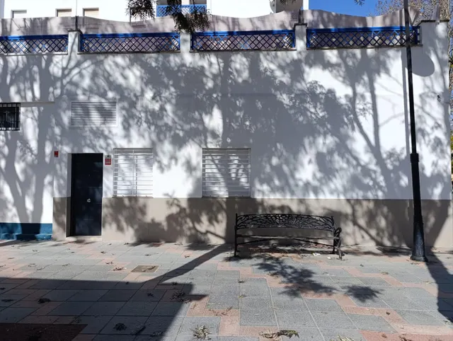 APARTAMENTOS MODERNOS E INDEPENDIENTES TOTALMENTE REFORMADOS — 16