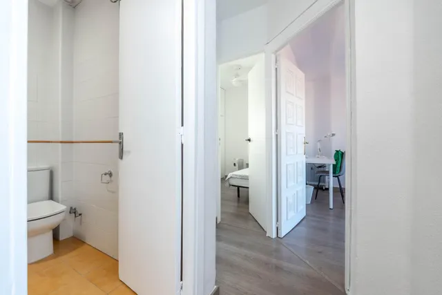 HABITACIÓN en Alquiler en Camino de Ronda, Granada — 17