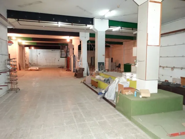 EXCELENTE I AMPLIO LOCAL COMERCIAL EN EL CENTRO DE AMPOSTA - foto 5