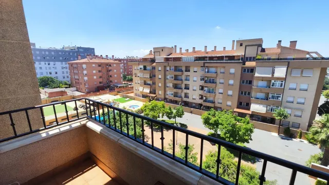 Fantástico Piso en Parque Almunia - foto 5