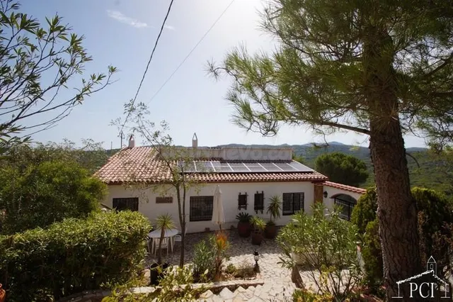 PALS - Casa reformada estilo moderno con 2 apartam. indep..,