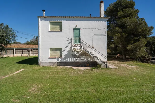 Masia a reformar con gran terreno en Mas d'en Rafael - foto 3