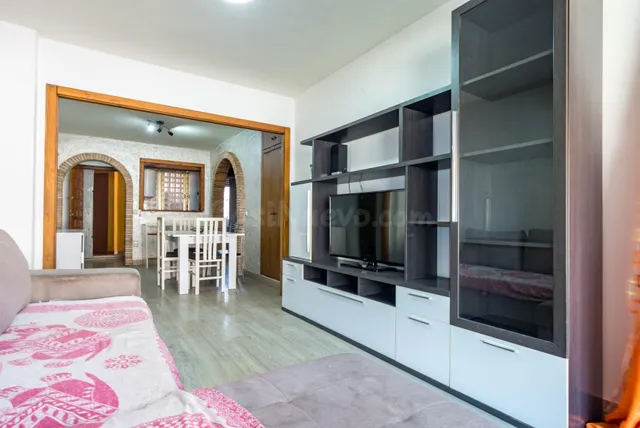 Apartamento con gran terraza y piscina en Playa de los Náufragos — 2