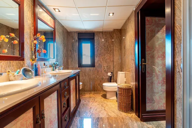 Exclusivo Chalet Independiente en Almerimar: Elegancia, Amplitud, Privacidad, Gran Parcela, Excelentes Calidades y Acabados de Lujo — 23