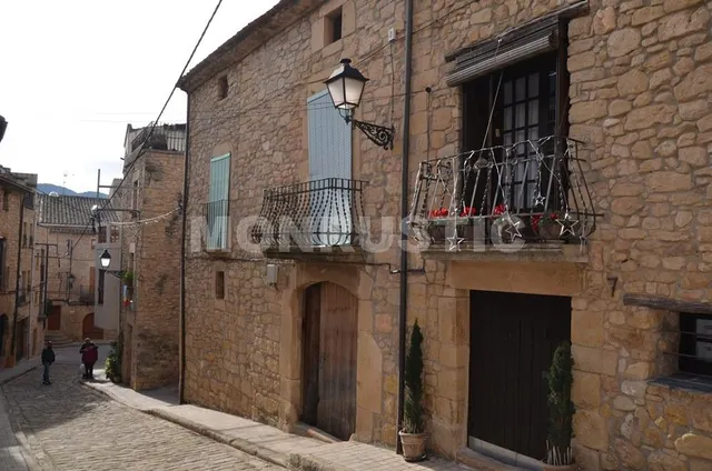 CASA DE PUEBLO  EN VENTA DE 364M2 EN EL VILOSELL — 4