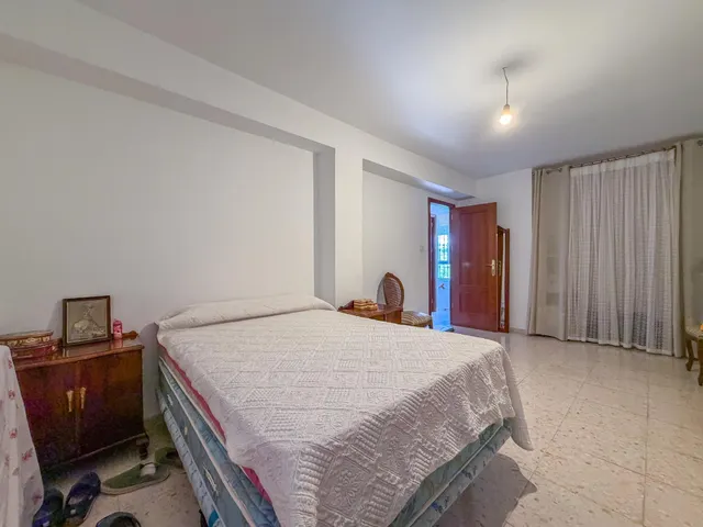 Casa independiente en la entrada de Pinos Genil. (A 10 minutos de Granada) — 25
