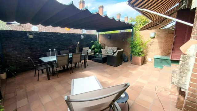 MODERNO CHALET ADOSADO REFORMADO EN EL BURGO, LAS ROZAS DE MADRID — 16