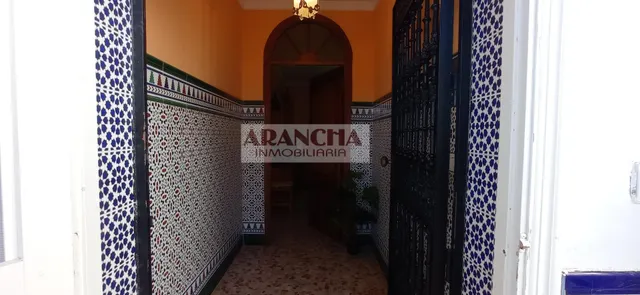 Chalet de 200m y dos naves en parcela de 6700 — 10