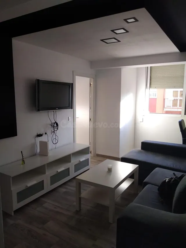 SALE A LA VENTA PISO EN MALAGA ZONA DE CARLOS HAYA¡¡¡¡¡ — 2