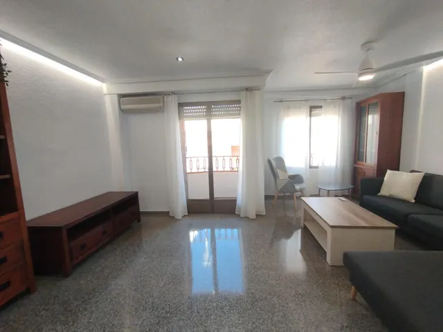 VIVIENDA CENTRICA — 7