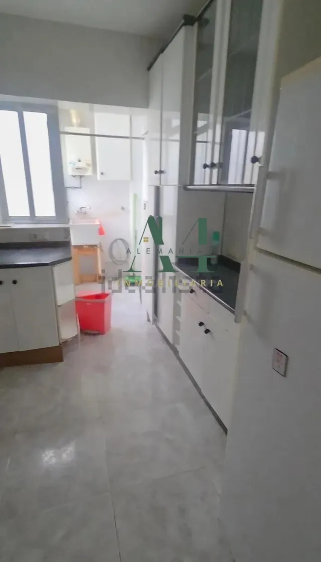 Amplio Piso en el Corazón de Cáceres por €185,900 - foto 5
