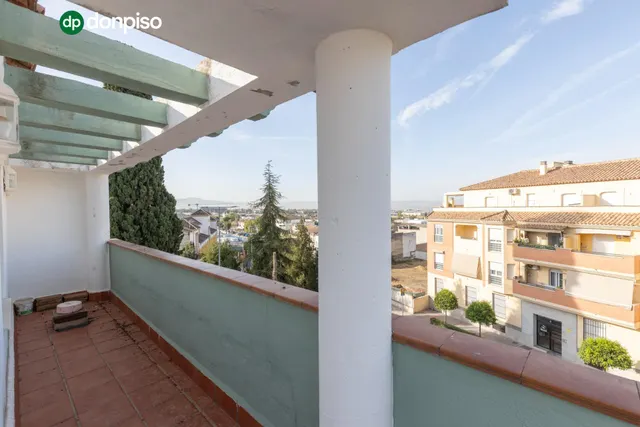 Casa independiente a 5 minutos de Granada en buen estado para entrar a vivir — 14