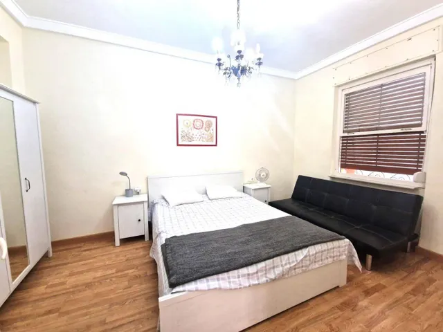 Exclusividad y amplitud en pleno centro — 22