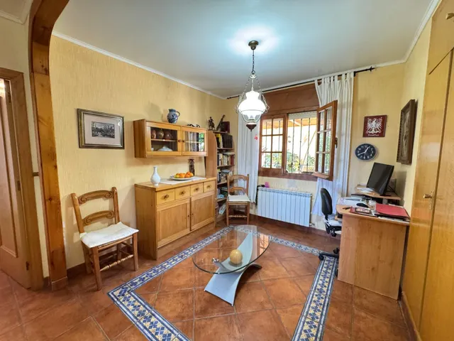 Chalet junto al chorro - foto 2