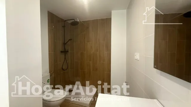 ¡OPORTUNIDAD! REFORMADO Y EXTERIOR CON ASCENSOR EN EL CENTRO — 29