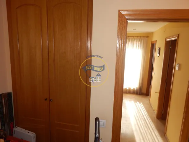 EXCLUSIVA CASA ADOSADA EN VENTA EN BOCAIRENT (VALENCIA) — 14