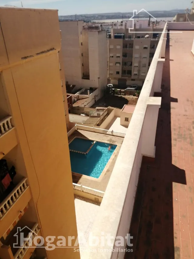Para reformar, luminoso con terraza, garaje y amplio trastero — 7