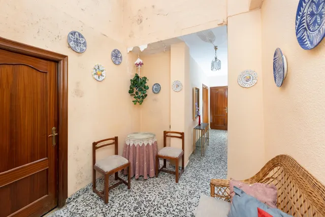 Local + vivienda en Avda. Cadiz — 15